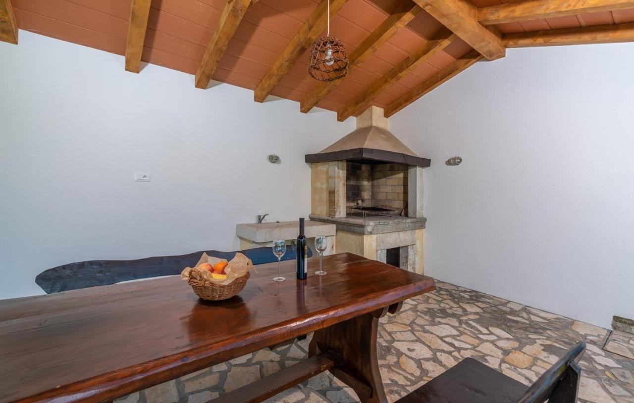 Spacious Four-Bedroom Villa Marija Klostar Εξωτερικό φωτογραφία