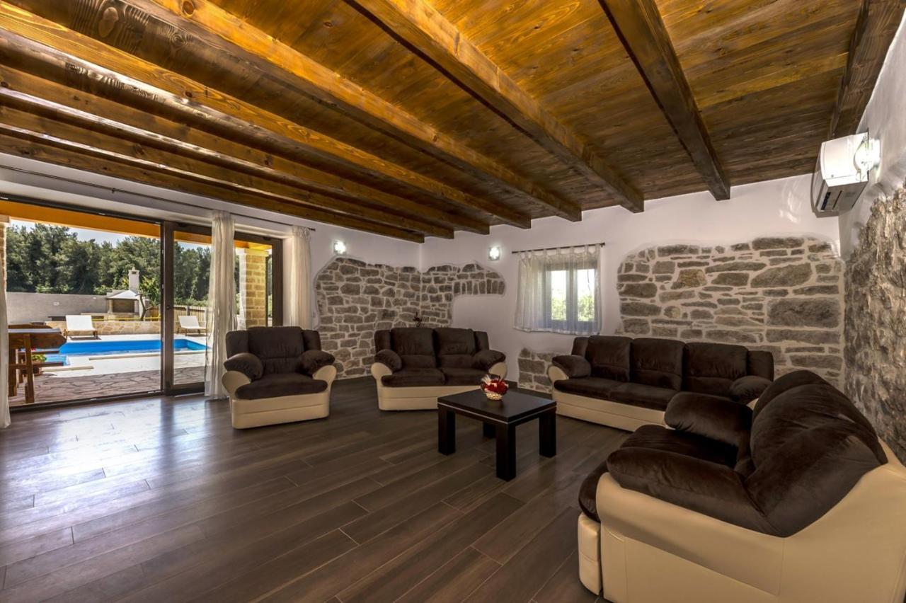 Spacious Four-Bedroom Villa Marija Klostar Εξωτερικό φωτογραφία