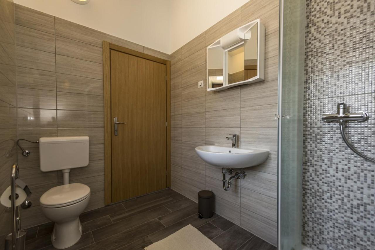 Spacious Four-Bedroom Villa Marija Klostar Εξωτερικό φωτογραφία