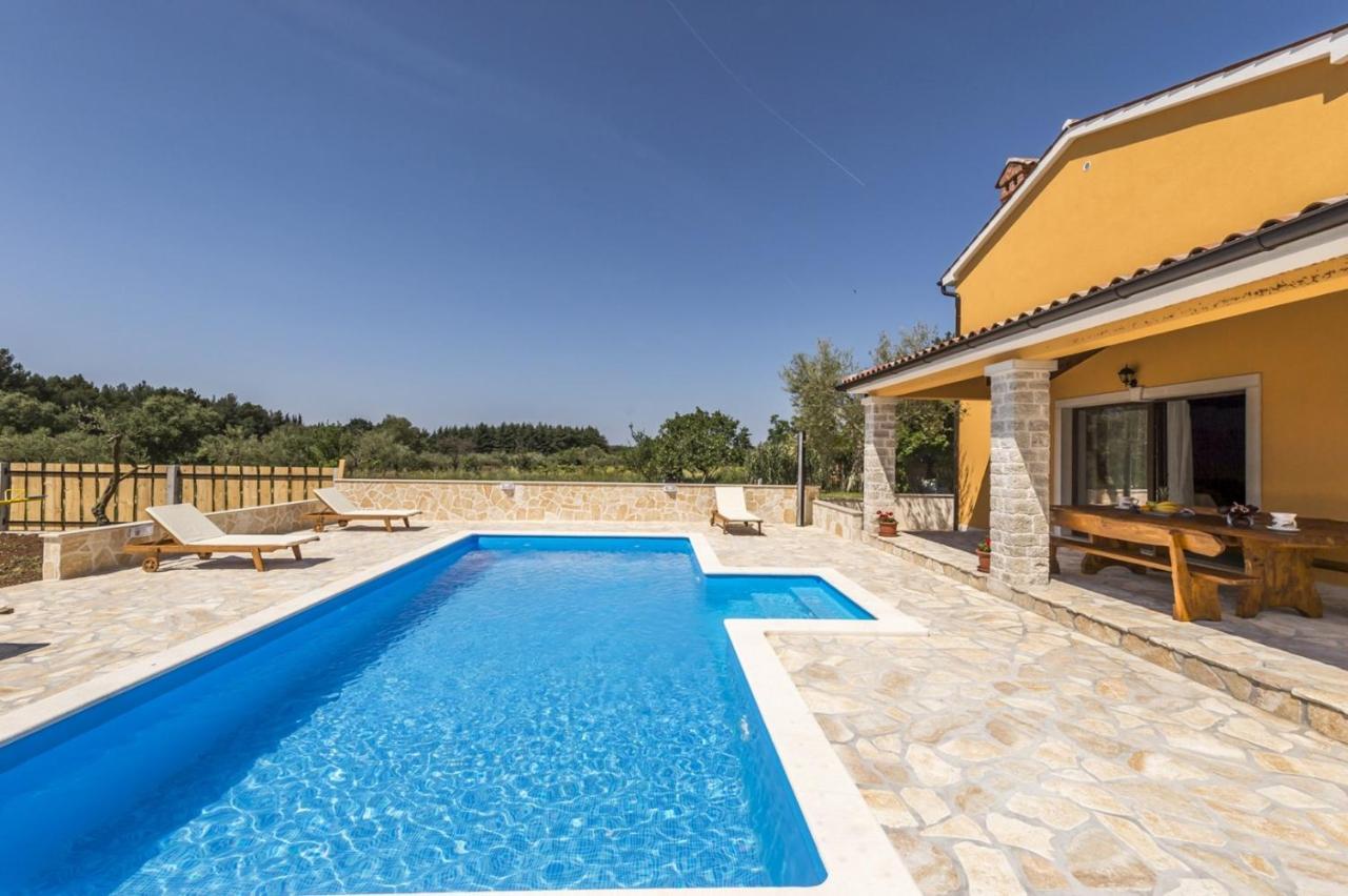 Spacious Four-Bedroom Villa Marija Klostar Εξωτερικό φωτογραφία