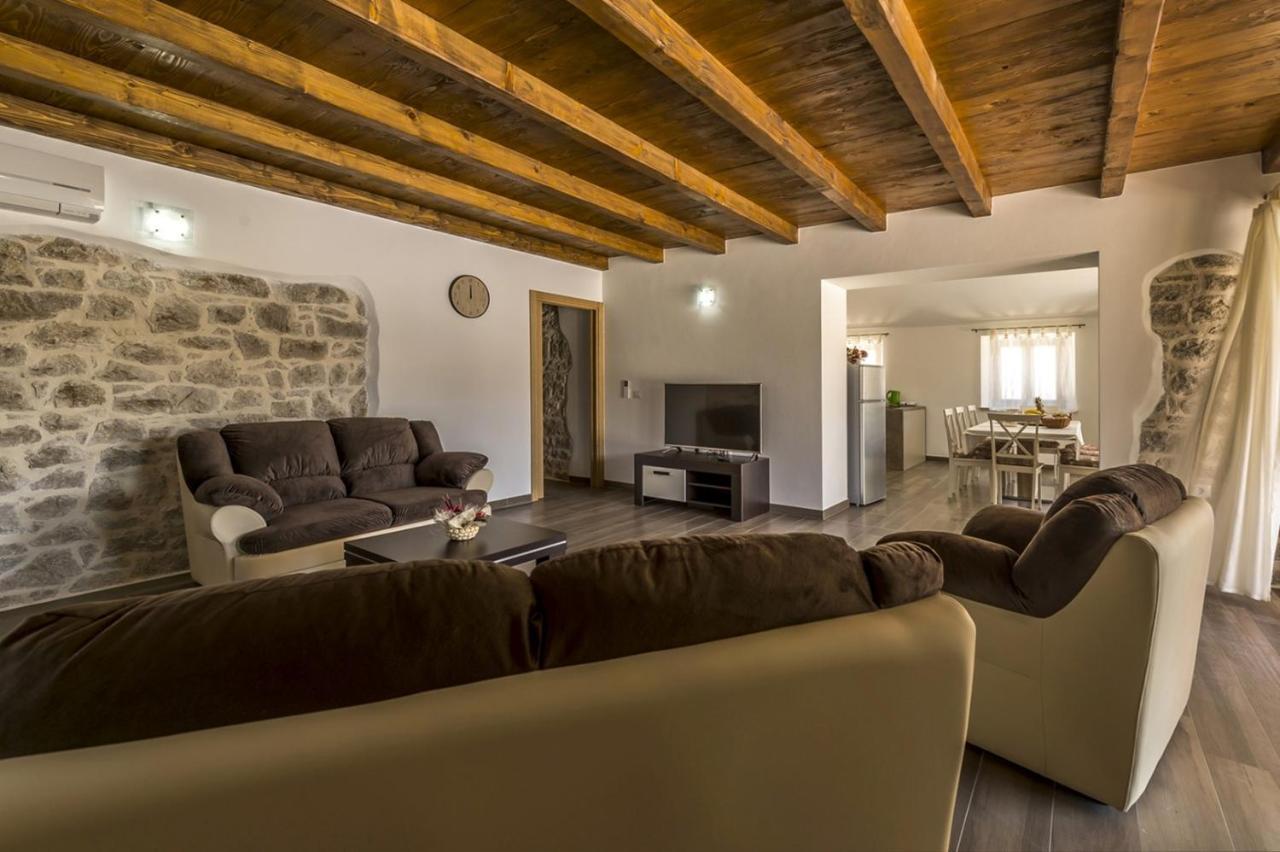 Spacious Four-Bedroom Villa Marija Klostar Εξωτερικό φωτογραφία